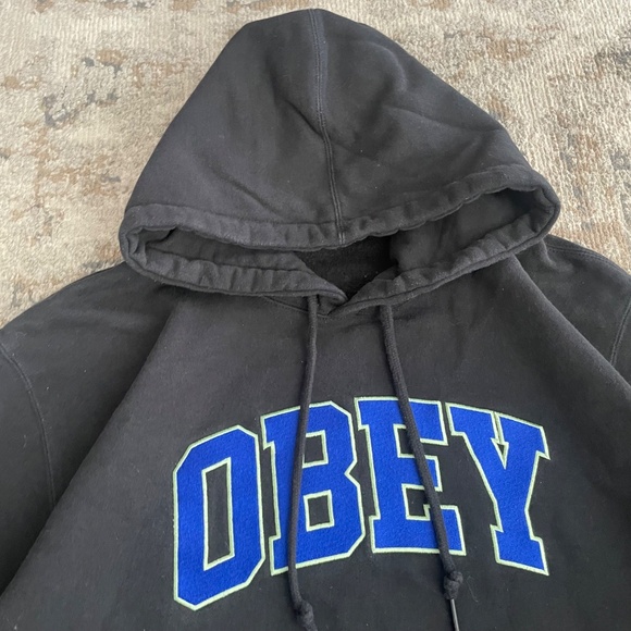 Obey Collegiate Logo Hoodie Black w/ Blue Print (Size Large) - Picture 3 of 7